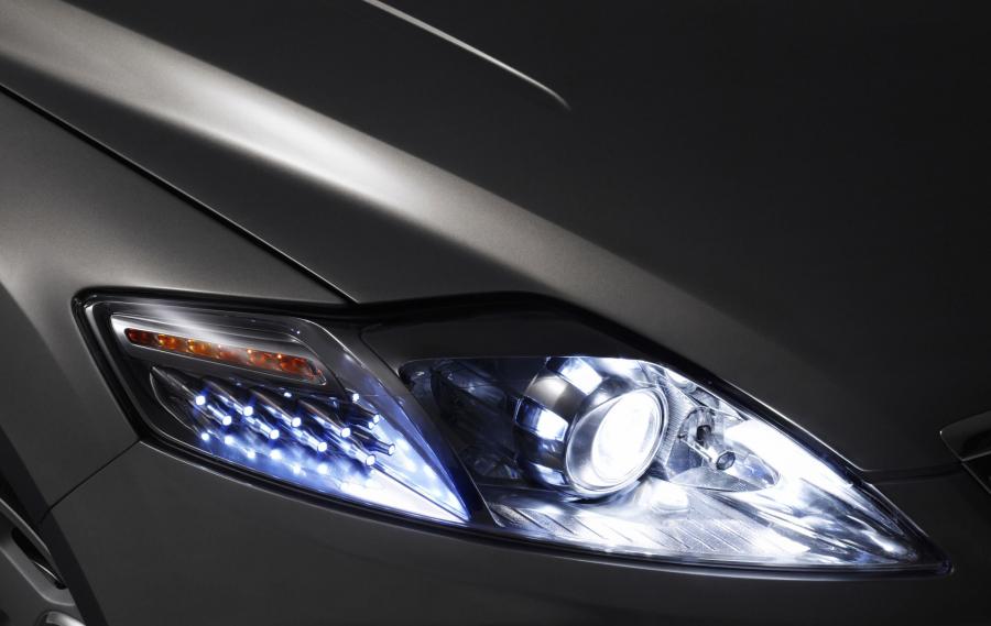  Ford Mondeo Concept 2006 года  (фото 17 из 23)